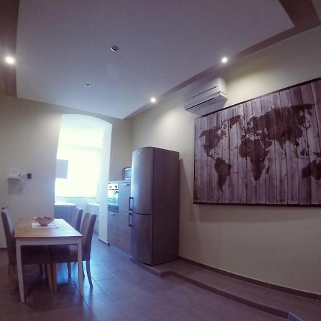 City Center Rooms Pula Exterior foto