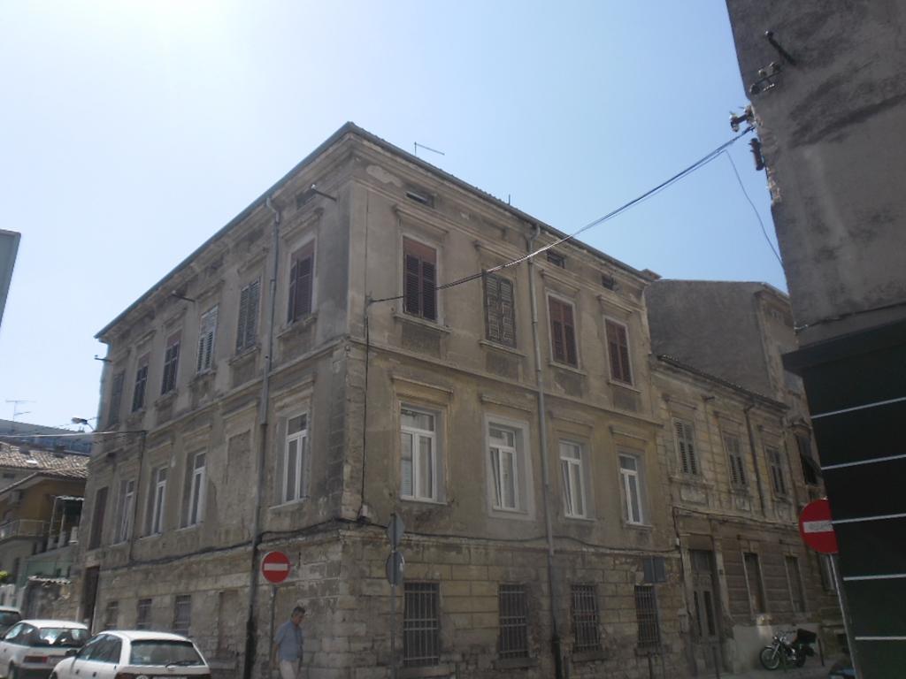City Center Rooms Pula Exterior foto