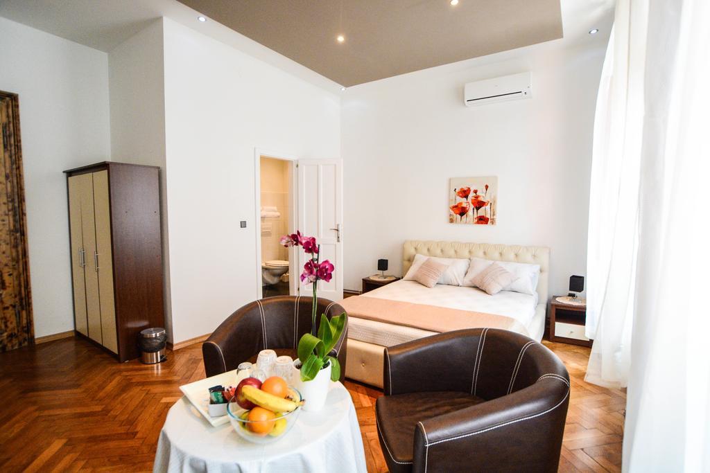 City Center Rooms Pula Cameră foto