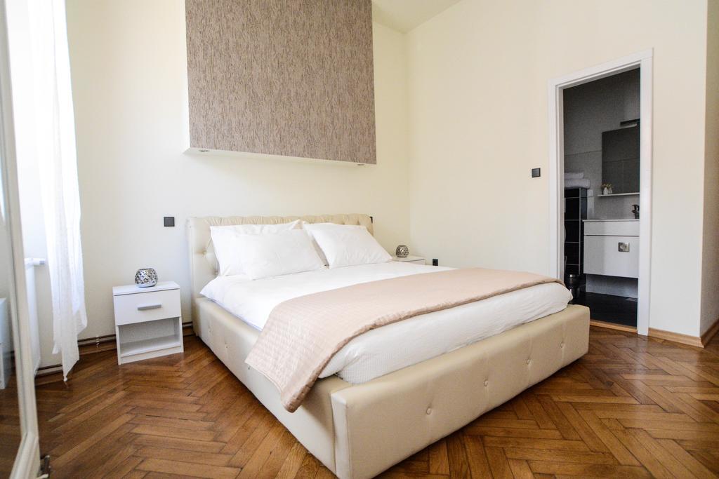 City Center Rooms Pula Cameră foto